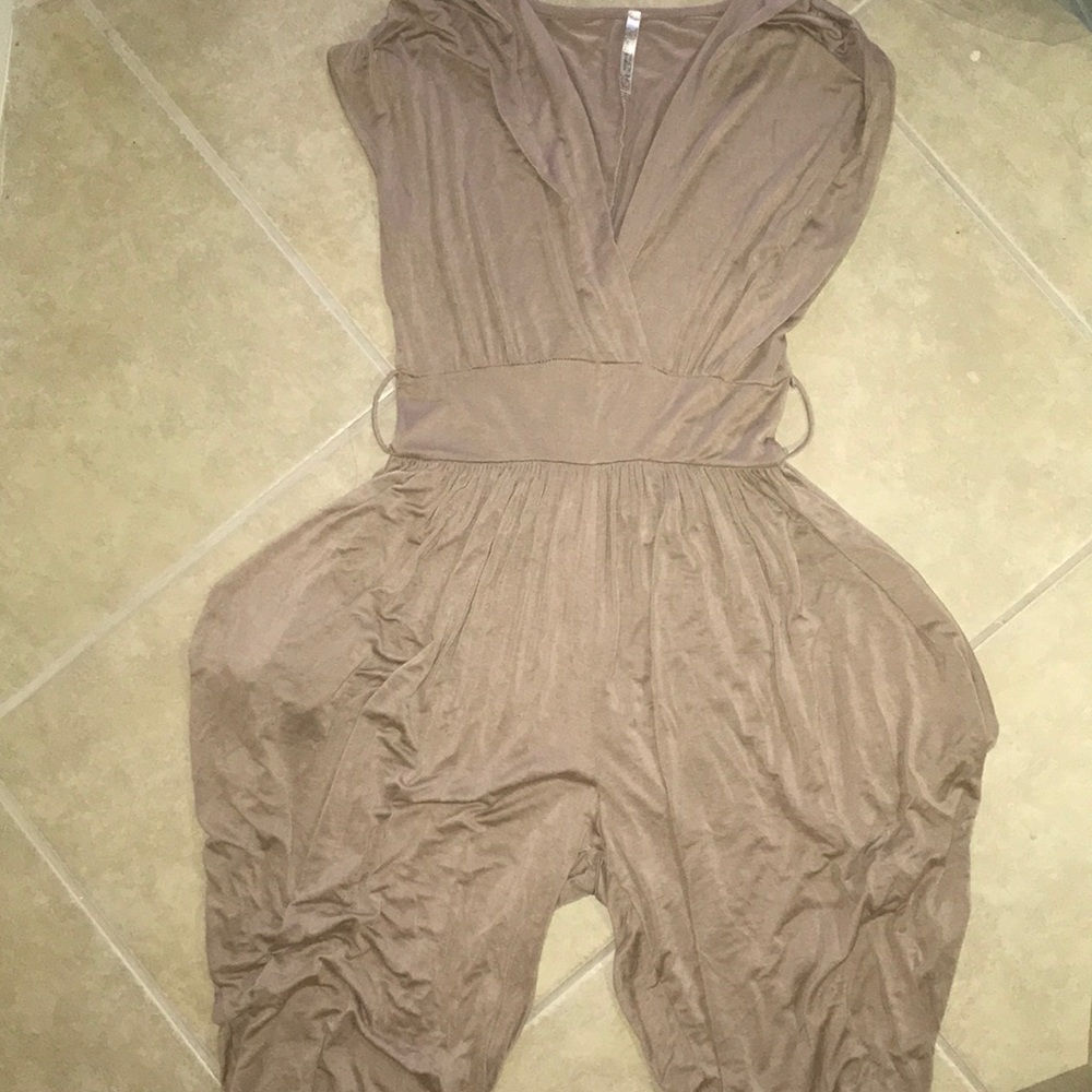 Cream Jumpsuit to Knee